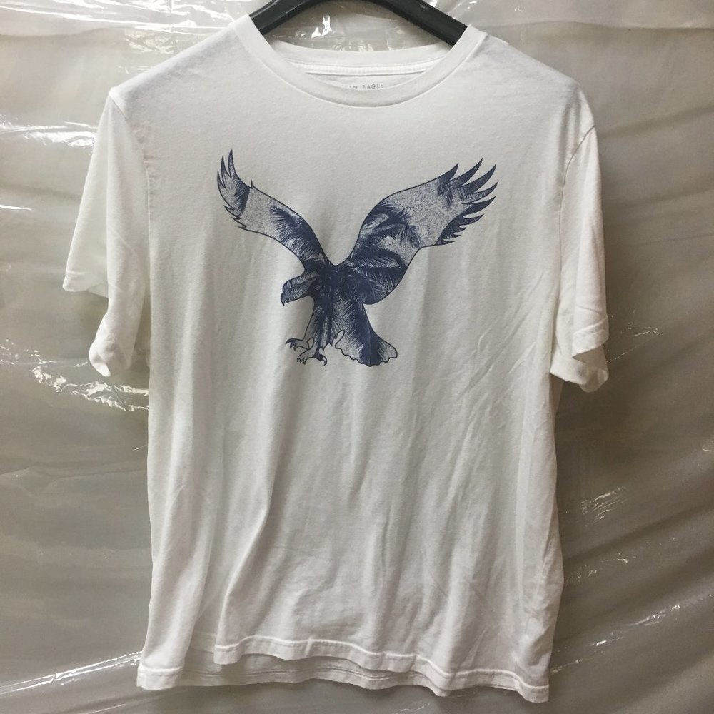 AEO Mens Eagle Design classic fit shirt